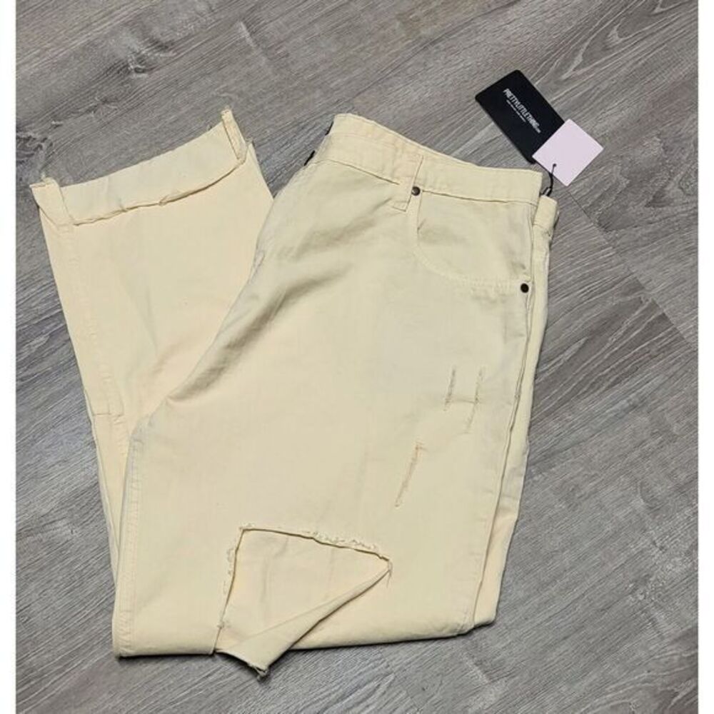 NWT Pretty Little Thing Size 20 Women's Extreme Rip Cream Distressed Mom Jeans‎